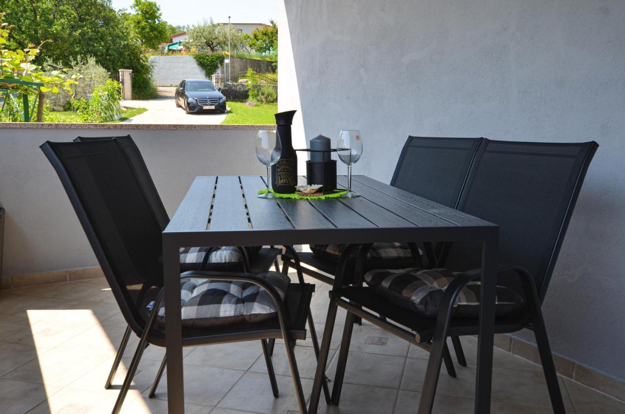 Noemi & Ana Apartment Rovinj Exterior photo